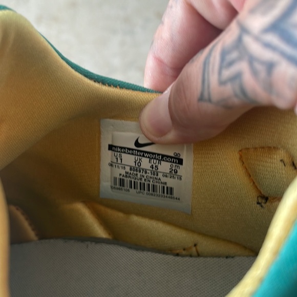 NIKE 🟢 HUARACHE 🟣 Size 11 US - Picture 5 of 5